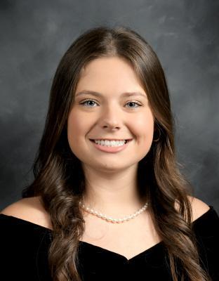 Bessemer City High School Salutatorian, Aleczandria Stinnett